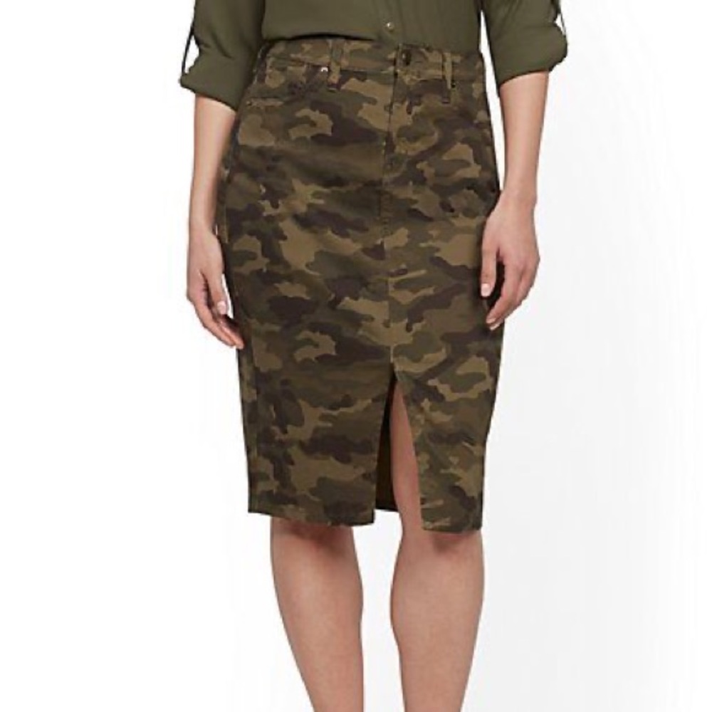 Camo Knee Length Body Con Skirt